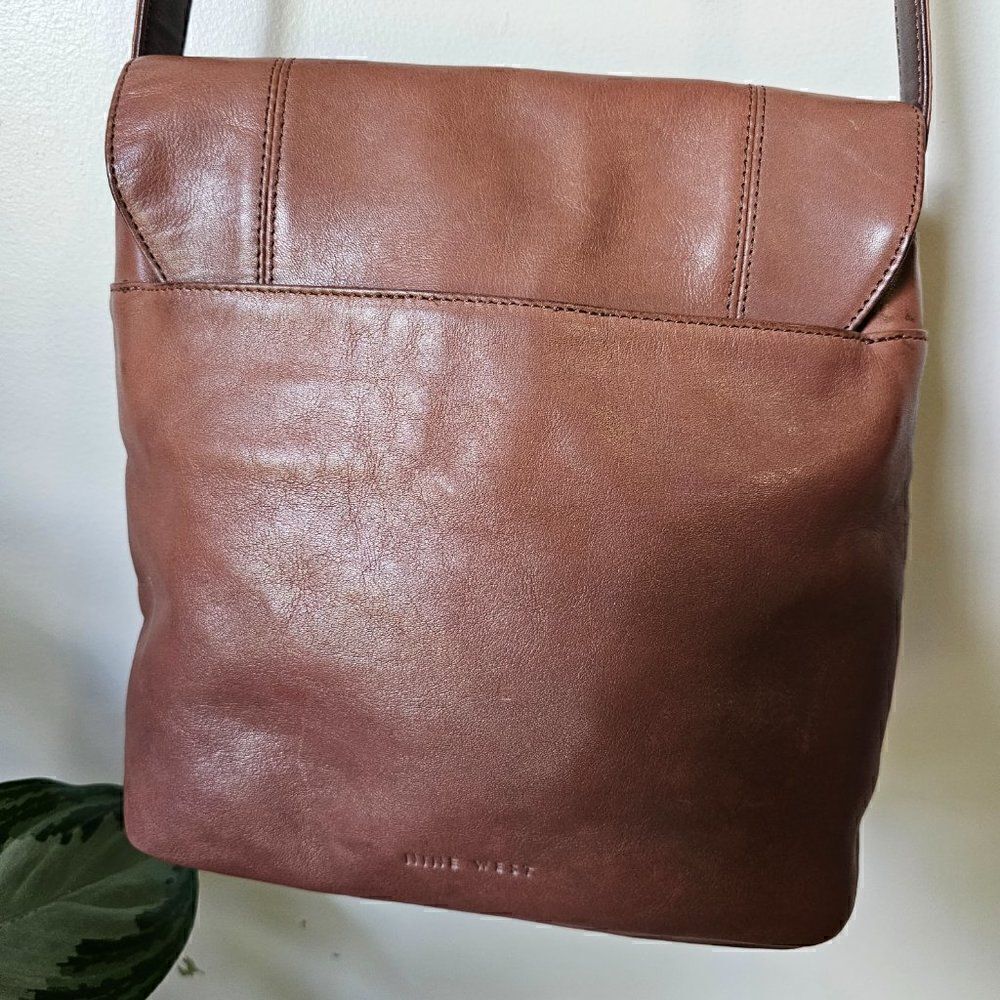 EUC NINE WEST BROWN LEATHER CROSSBODY BAG MEDIUM - Picture 4 of 16